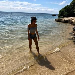 Meet your Posher, Priya